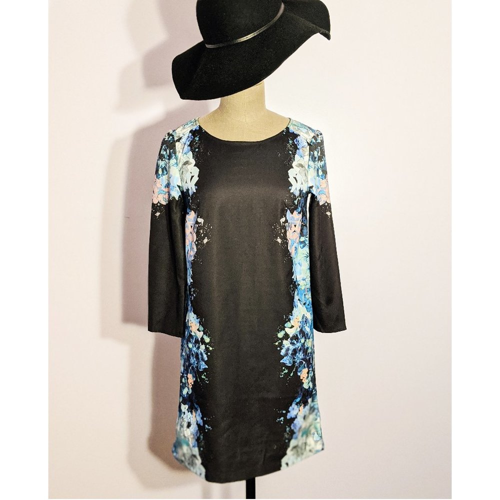 Black floral design shift dress